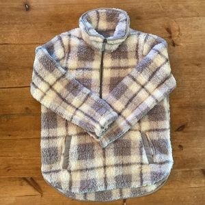 Sherpa pull over half zip